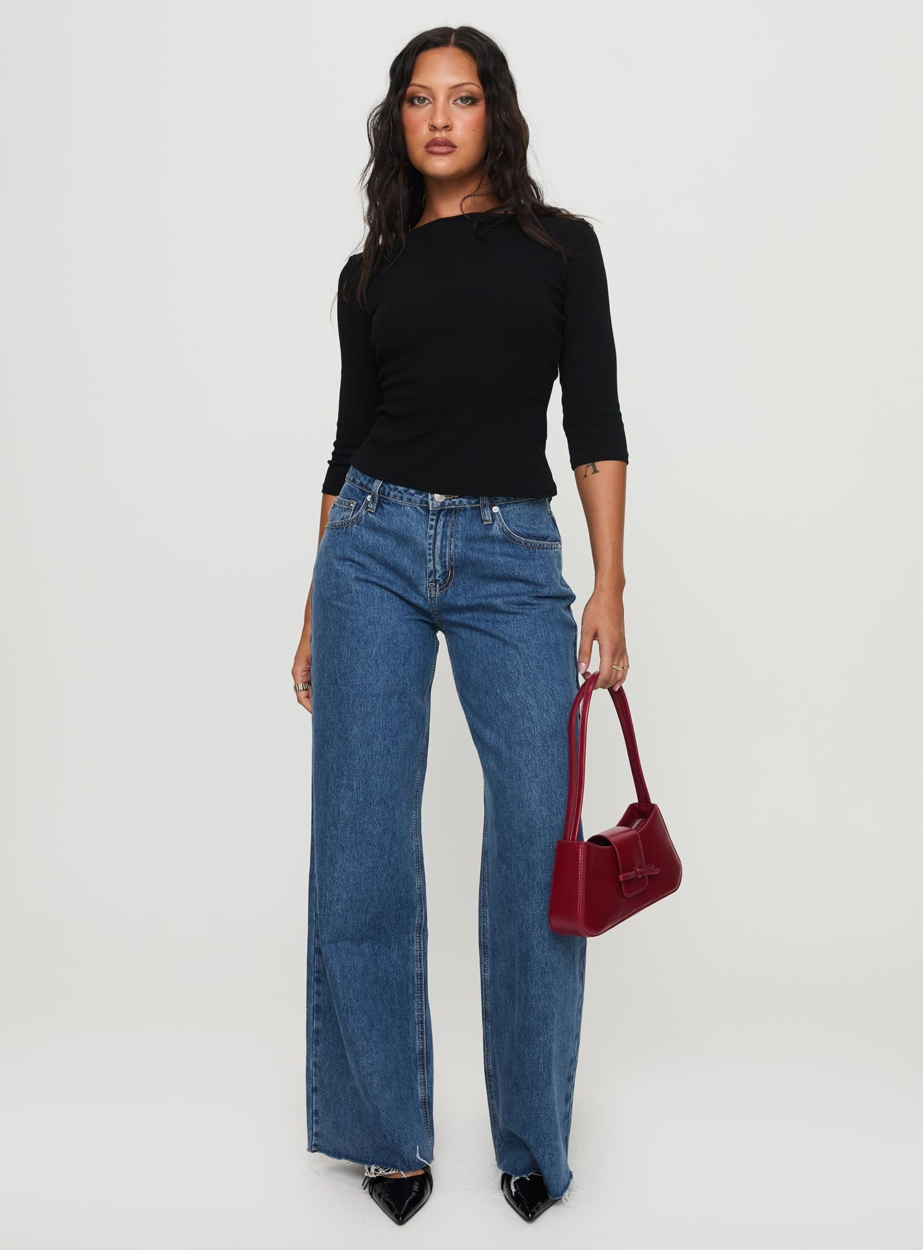 Darla Low Rise Straight Jean Mid Wash