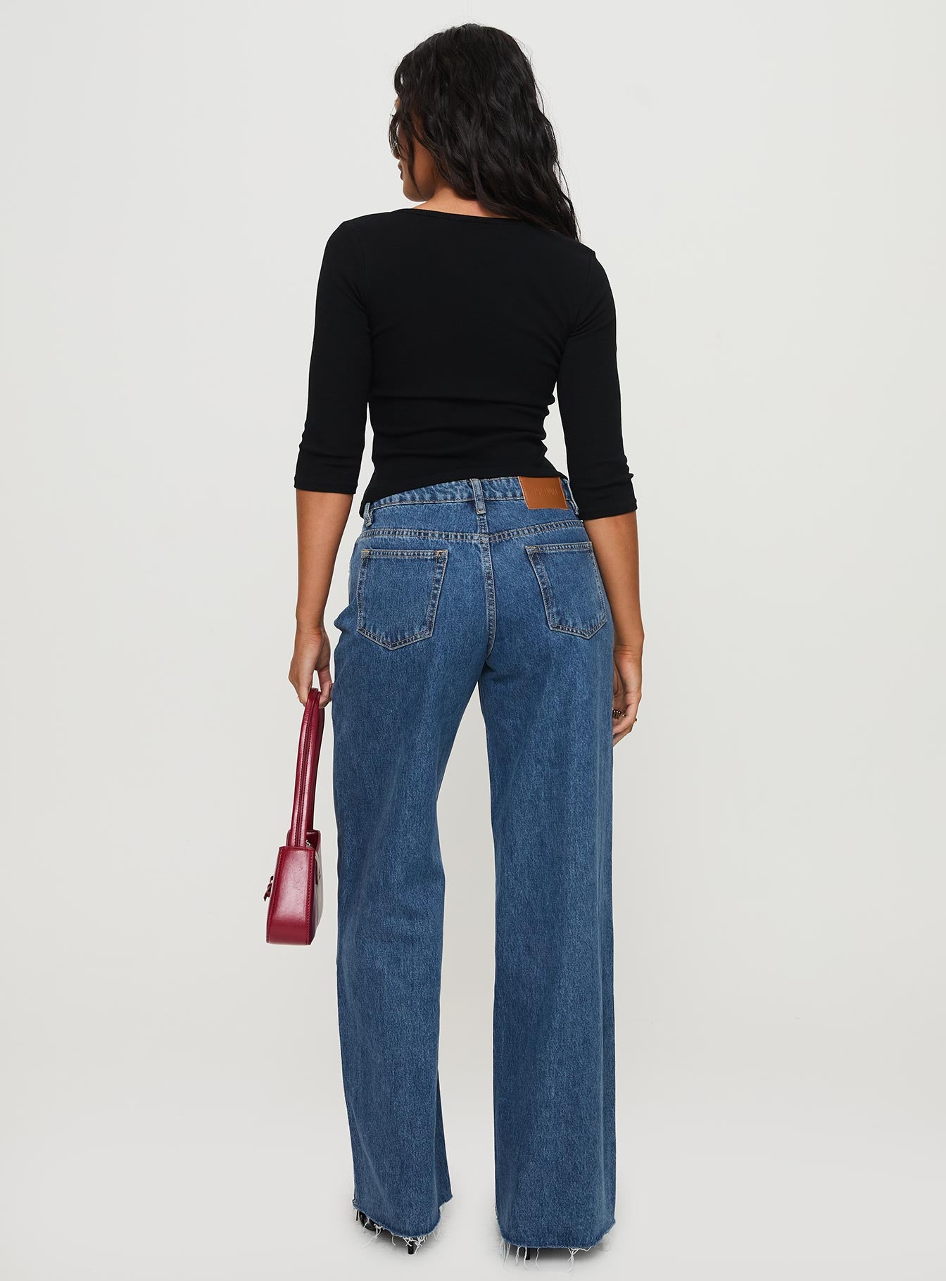Darla Low Rise Straight Jean Mid Wash