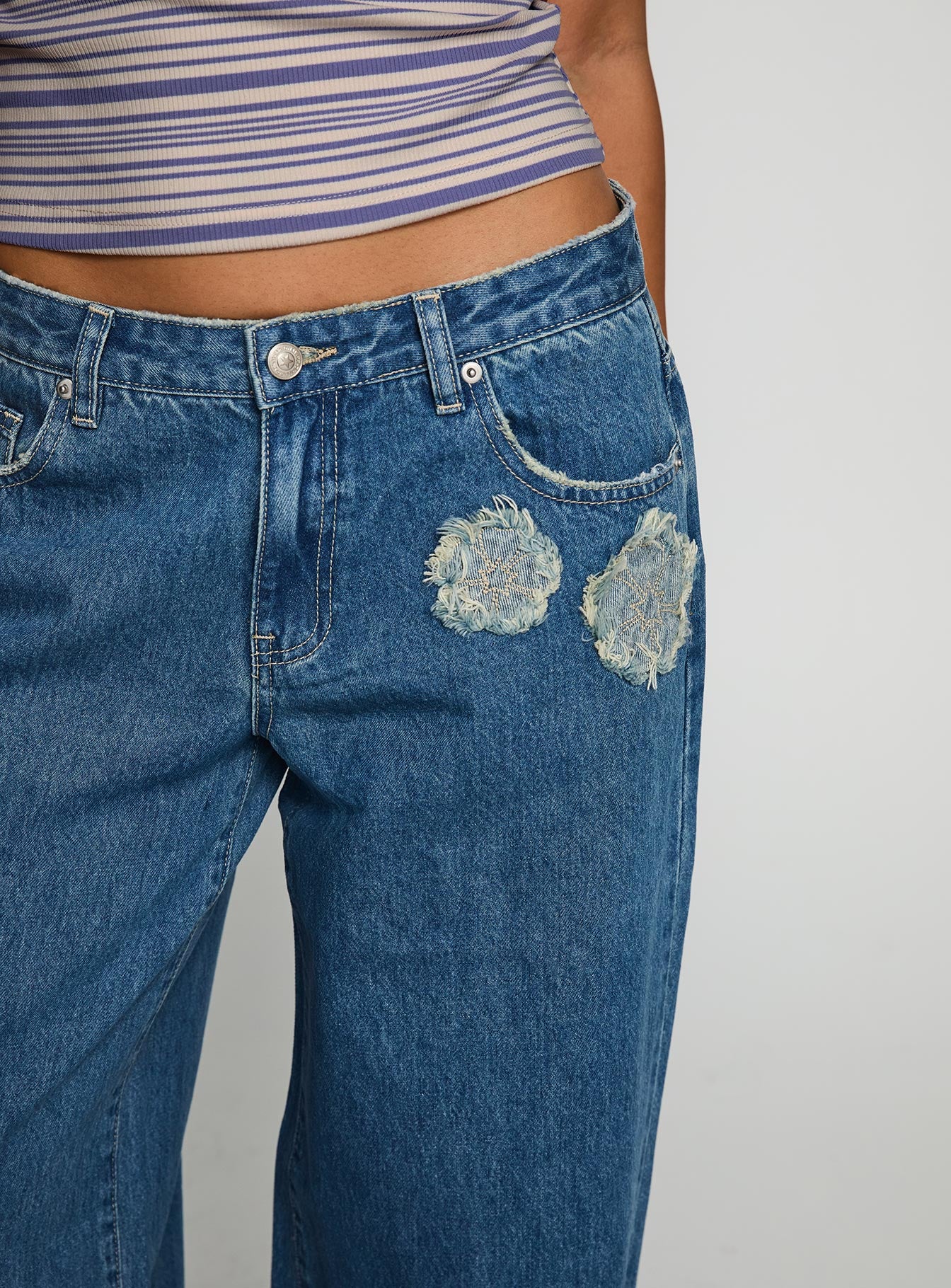 A Keeper Flower Patch Jeans Mid Blue